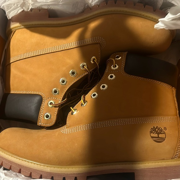 TIMBERLAND PREMIUM 6 IN WATERPROOF BOOT WHEAT NUBUCK